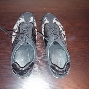Pre-owned Coach Canvas sneakers
